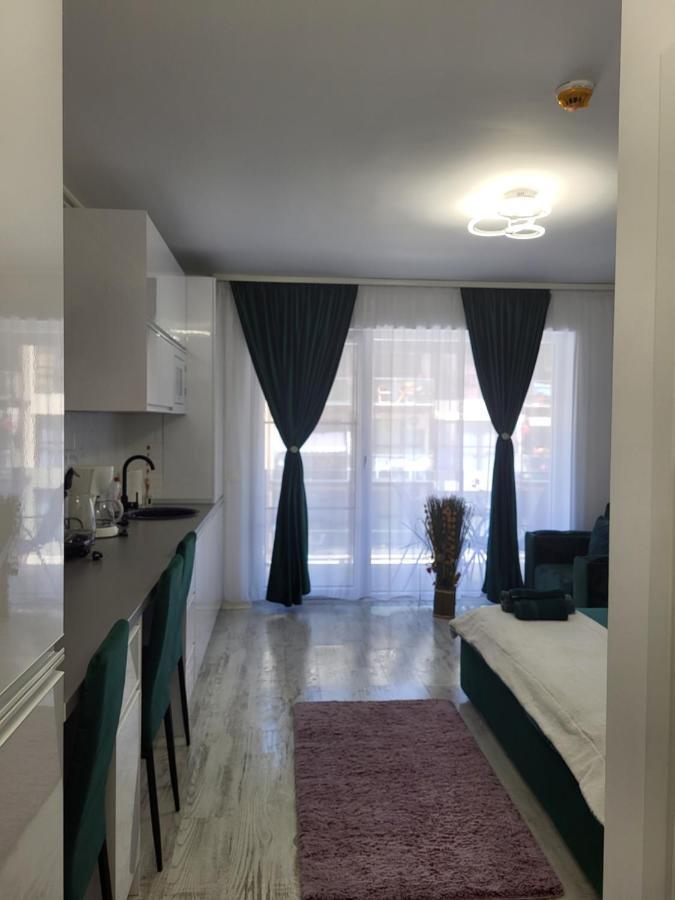 Apartmán Garsoniera Ady Mangalia Exteriér fotografie